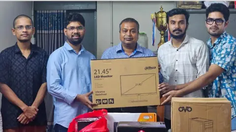 তিন হলে কম্পিউটার ও এক হলে পানির ফিল্টার দিলেন চাকসুর এজিএস