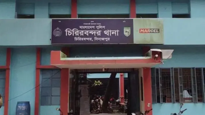 চিরিরবন্দরে দুই শিশুসহ গৃহবধূকে হত্যা, শ্বশুর-শাশুড়ি আটক 