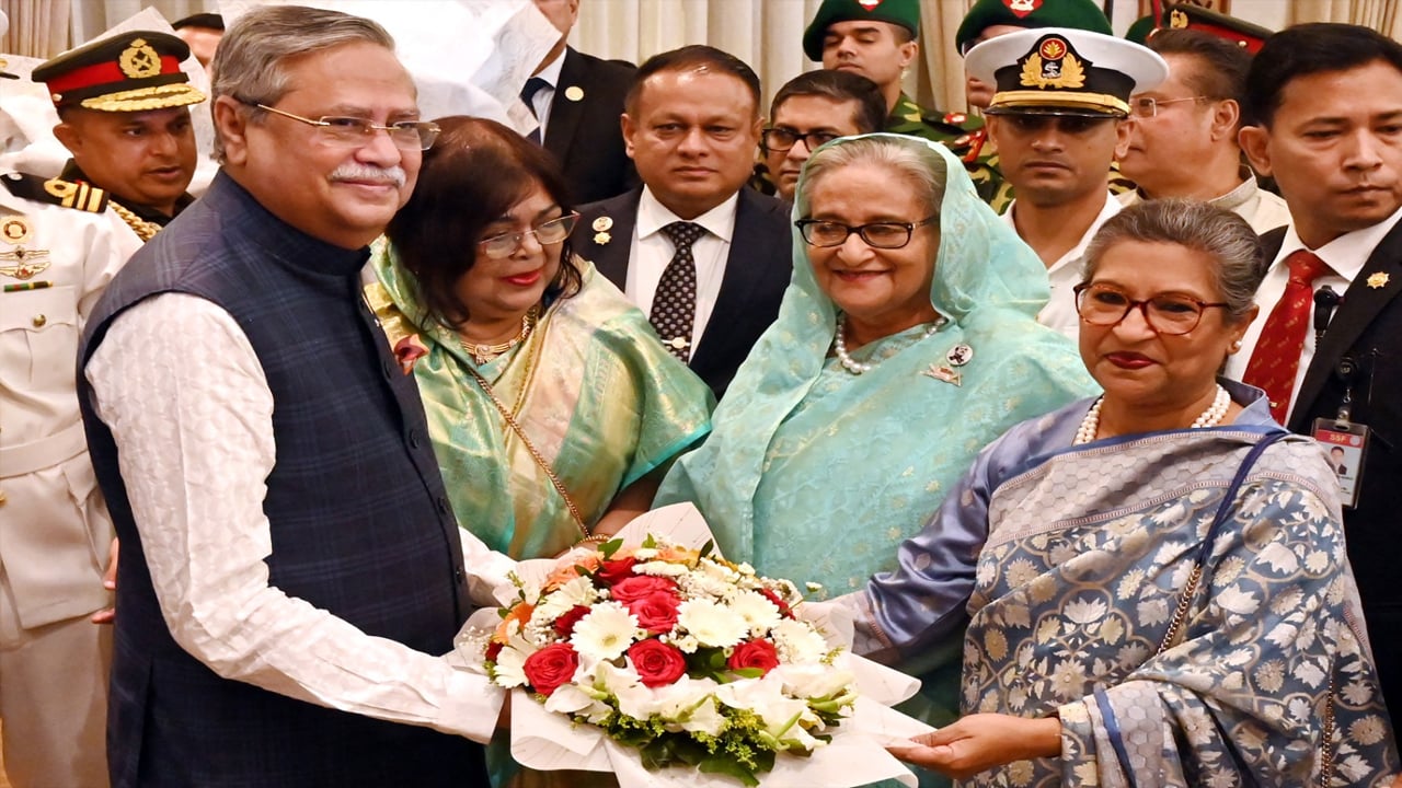 হাসিনার সব দোসর পালালেও দেশে রয়ে যান চুপ্পু
