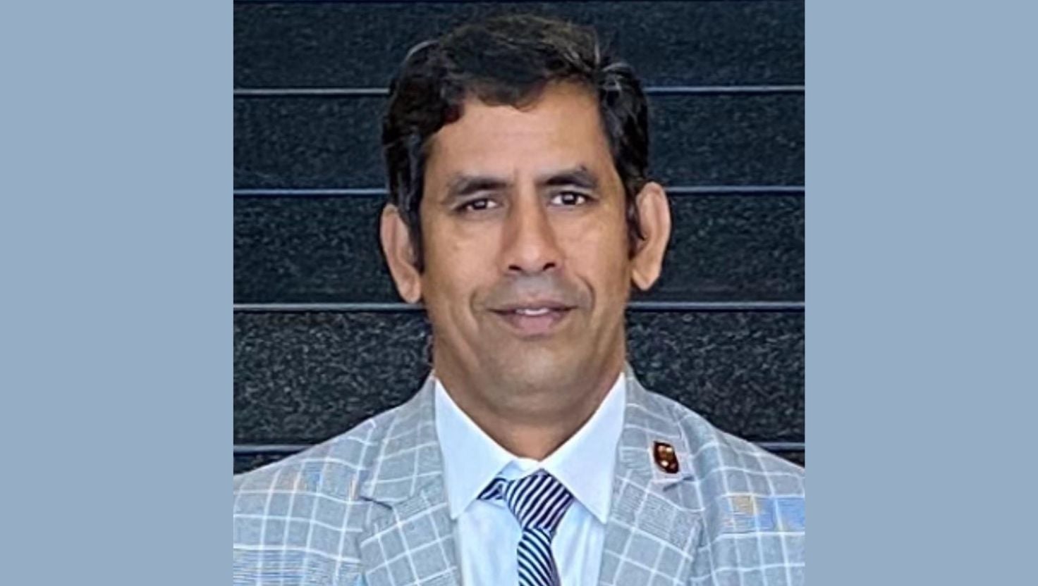 
চুয়েটের নতুন ভিসি ড. আবু সাদাত মুহাম্মদ সায়েম