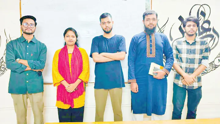 জগন্নাথ বিশ্ববিদ্যালয় পাঠকমেলার মতবিনিময় সভা