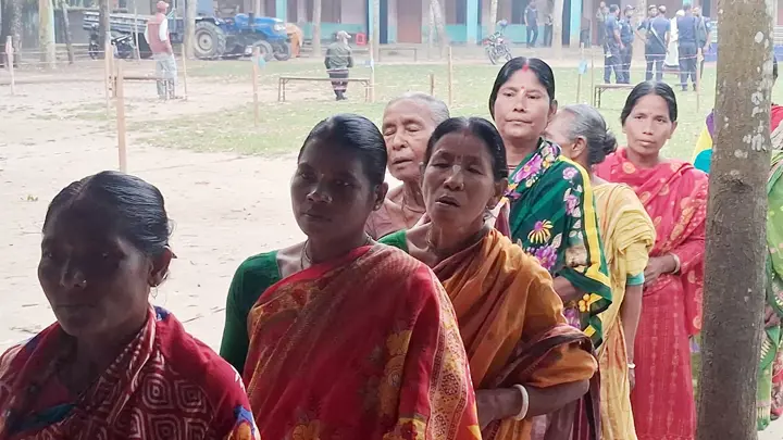 ঠাকুরগাঁও-১ আসনে উপনির্বাচনের ভোটগ্রহণ শুরু