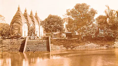 ঢাকেশ্বরী মন্দির: ইতিহাস ও কিংবদন্তি