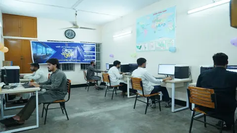 ডাকসুর উদ্যোগে কবি জসীমউদদীন হলে কম্পিউটার ল্যাব স্থাপন
