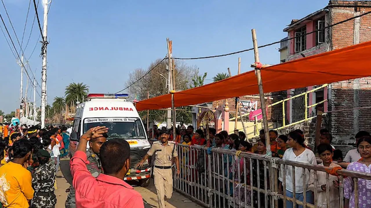 বিহারে মন্দিরে পদদলিত হয়ে ৭ জনের মৃত্যু