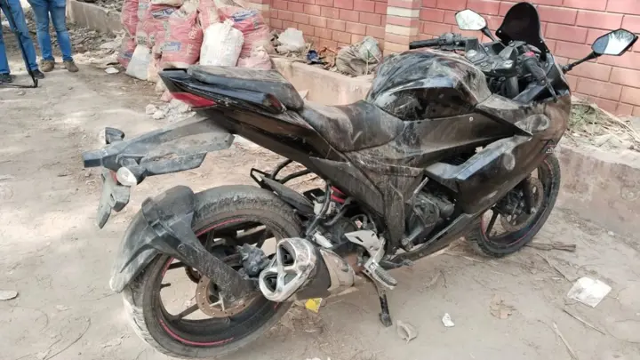 তাহসিফের মোটরসাইকেল টঙ্গীর হাজীর মাজার থেকে উদ্ধার