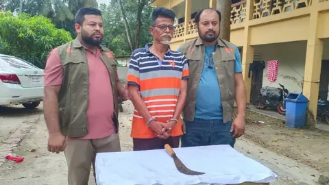 কুমিল্লায় জোড়া খুনের ঘটনায় মূল আসামিসহ গ্রেপ্তার ৩