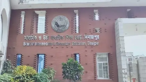 দিনাজপুর শিক্ষা বোর্ডে ৪৯টি কলেজের শতভাগ পরীক্ষার্থী ফেল