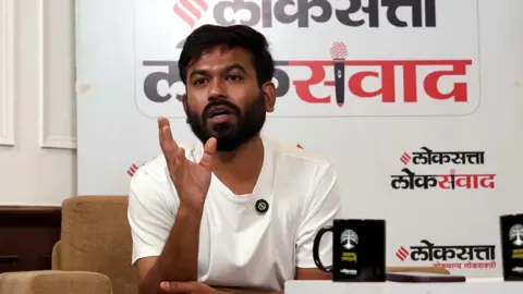‘আমার চেয়ে পরিবার বেশি ভুগেছে’, দাদির মৃত্যুর আগের দিন বলেছিলেন অভিজিৎ দীপকে