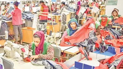 দুই মাসে পোশাক রপ্তানিতে আয় ৭৫০ কোটি ডলার