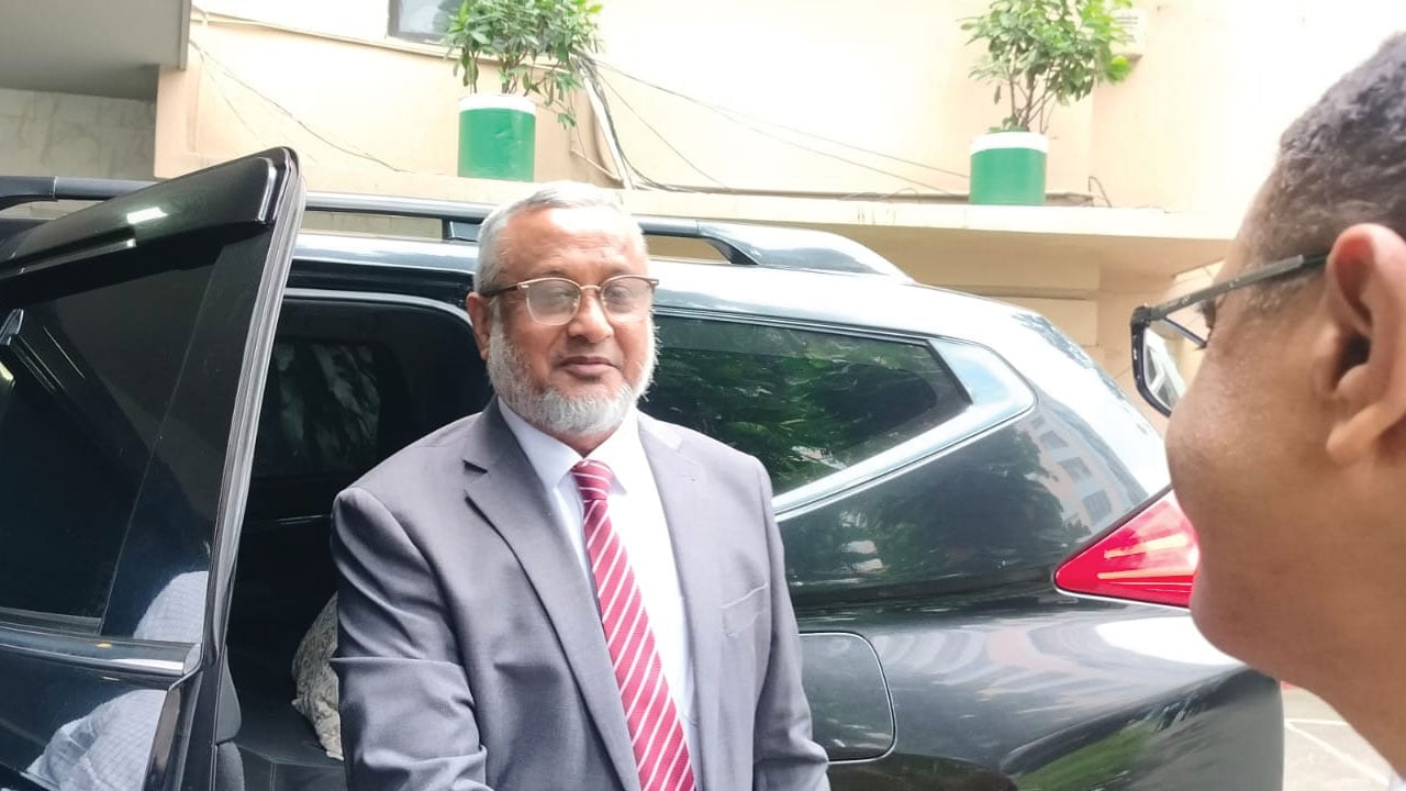 দুদকের নতুন চেয়ারম্যান ও দুই কমিশনারের যোগদান