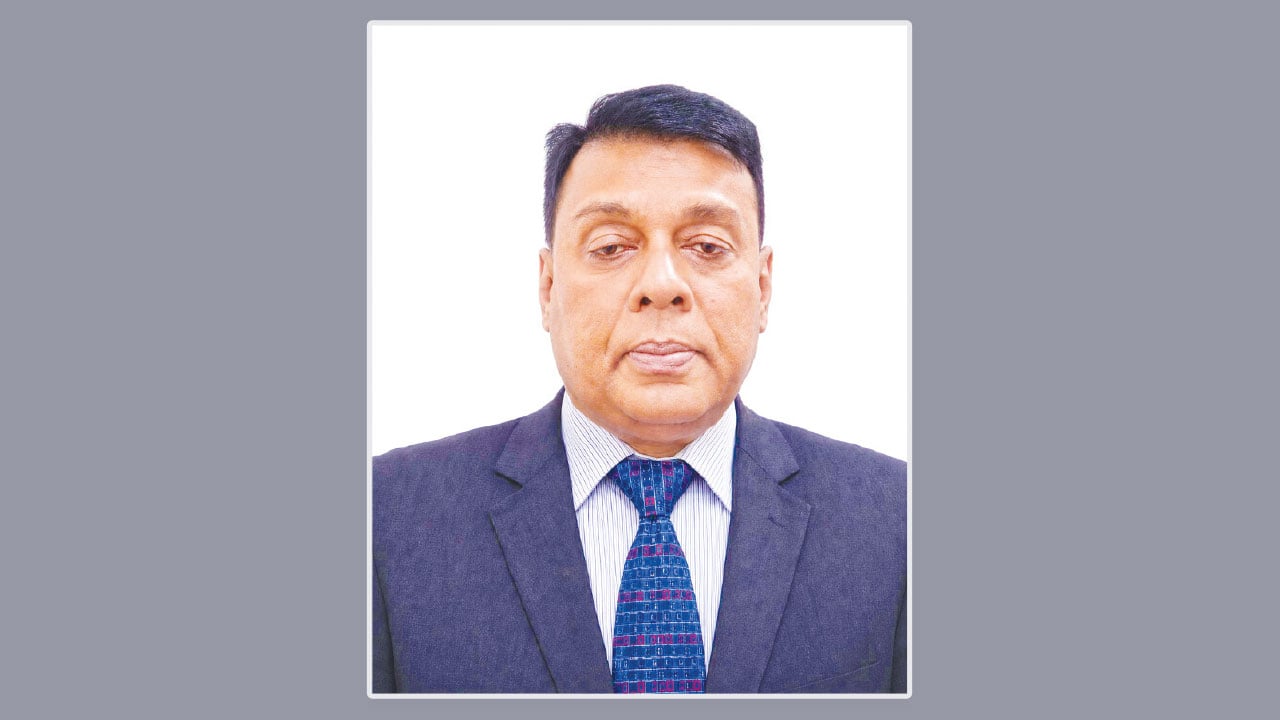 নিজেকে বদলাতে জানলেই সাংবাদিকতায় সম্ভাবনা