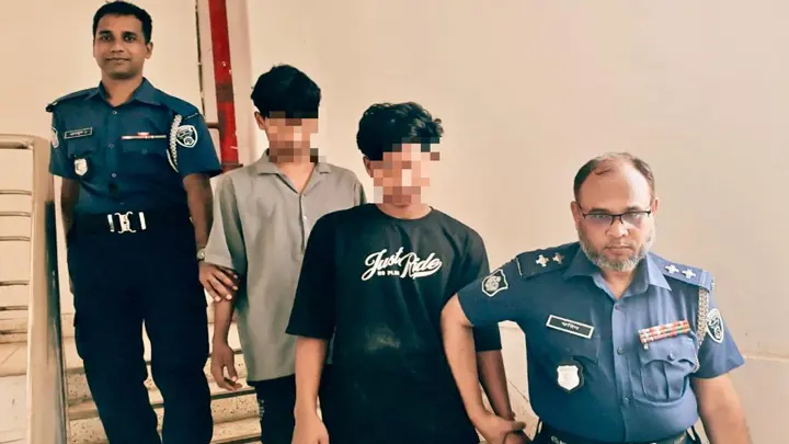 মাদকসেবীর অপবাদে রিকশাচালককে পিটিয়ে হত্যা, দুই কিশোরের স্বীকারোক্তি
