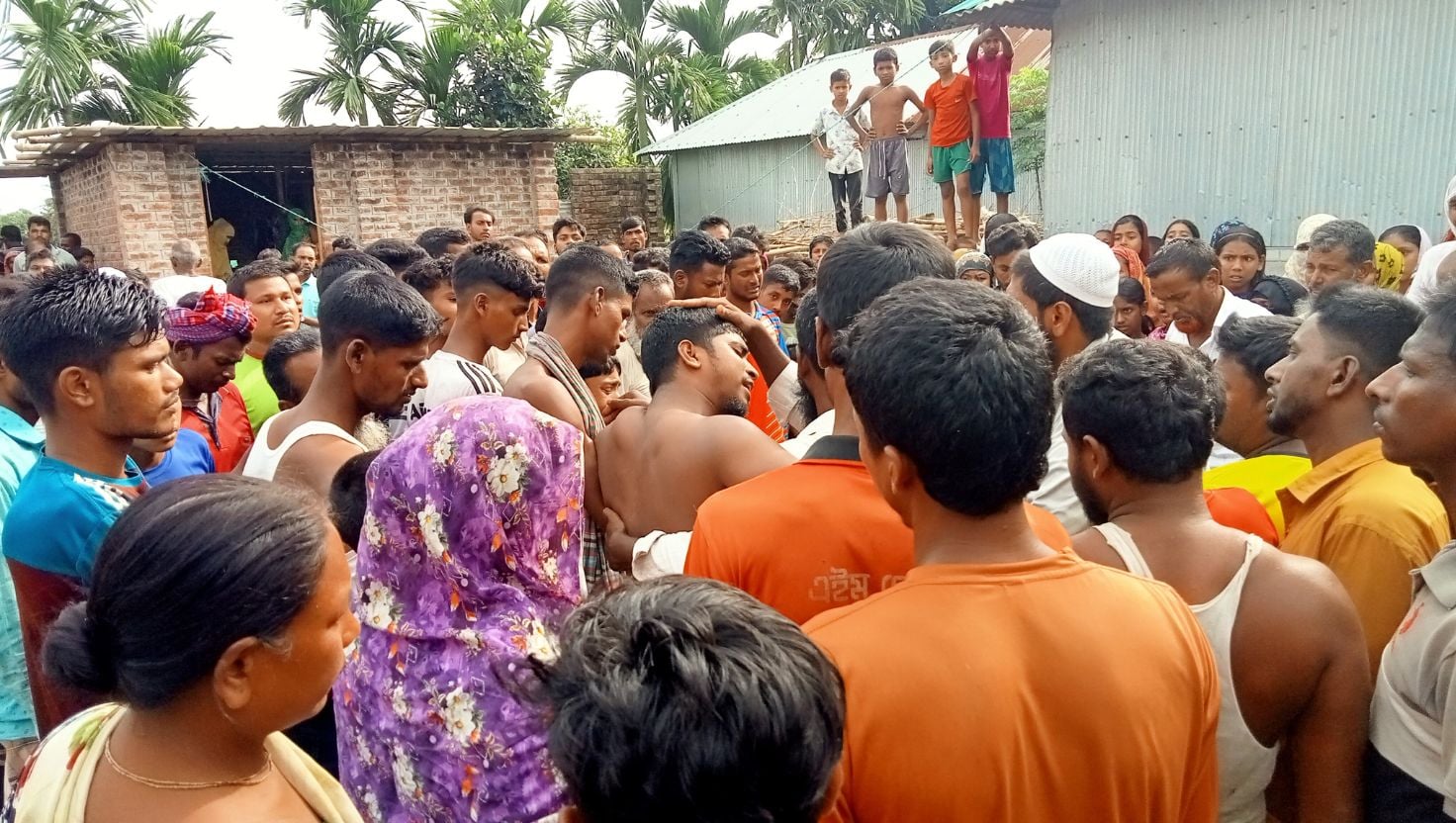 পঞ্চগড়ে নদীতে ডুবে স্কুলছাত্রের মৃত্যু