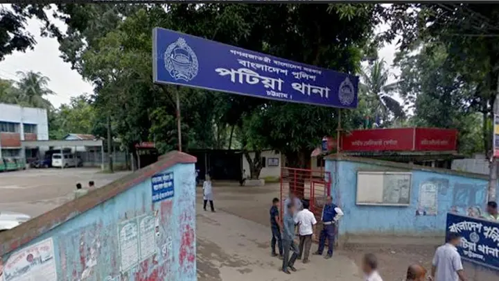 চালককে অজ্ঞান করে ১৬ লাখ টাকার চিনিসহ কাভার্ড ভ্যান ছিনতাই
