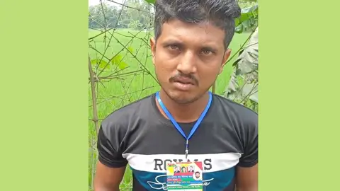 ফ্যামিলি কার্ড দেওয়ার নামে টাকা আদায়, যুবক গ্রেপ্তার