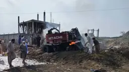 পাকিস্তানে পুলিশ চেকপোস্টে বোমা হামলা, নিহত ১১