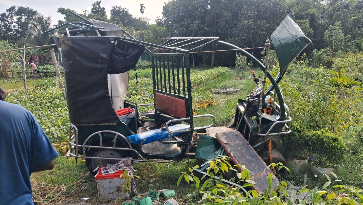 পাকুন্দিয়ায় ট্রাকের ধাক্কায় স্বামী-স্ত্রী নিহত