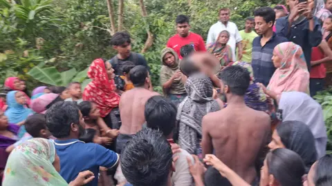 ব্রিজ থেকে পড়ে পানিতে ডুবে শিশুর মৃত্যু
