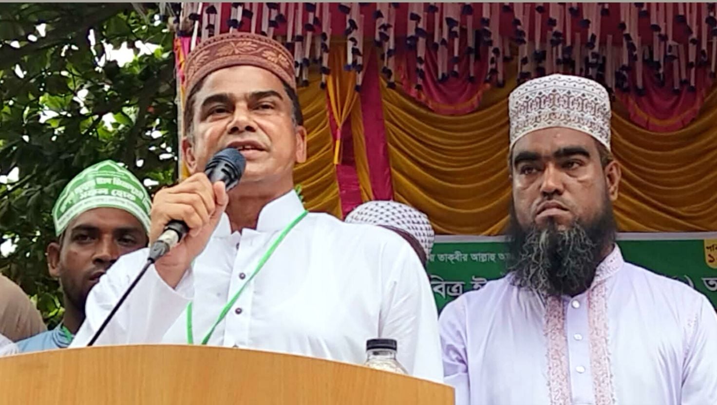কোনো মাজার ধ্বংস করা হলে আমরা বসে থাকব না: প্রতিমন্ত্রী