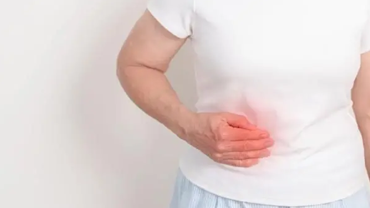 পিত্তথলির পাথর: কারণ, লক্ষণ ও চিকিৎসা