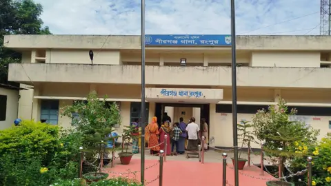 মসজিদে জমি দানের সিদ্ধান্তে ক্ষুব্ধ ছেলে, বৃদ্ধা মাকে মারধরের অভিযোগ