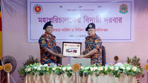 ফায়ার সার্ভিস ও সিভিল ডিফেন্সের নতুন মহাপরিচালকের দায়িত্ব গ্রহণ