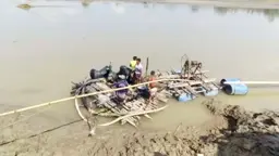 বকশীগঞ্জে অবৈধ বালু উত্তোলনের বিরুদ্ধে অভিযান, ড্রেজার জব্দ
