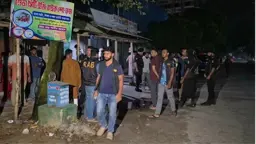 বগুড়ায় ফাঁকা গুলি ছুড়ে আতঙ্ক সৃষ্টি, যুবককে ছুরিকাঘাত