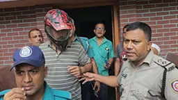 বরিশালে মাদকের আসর থেকে পুলিশ ও নারীসহ চারজন আটক