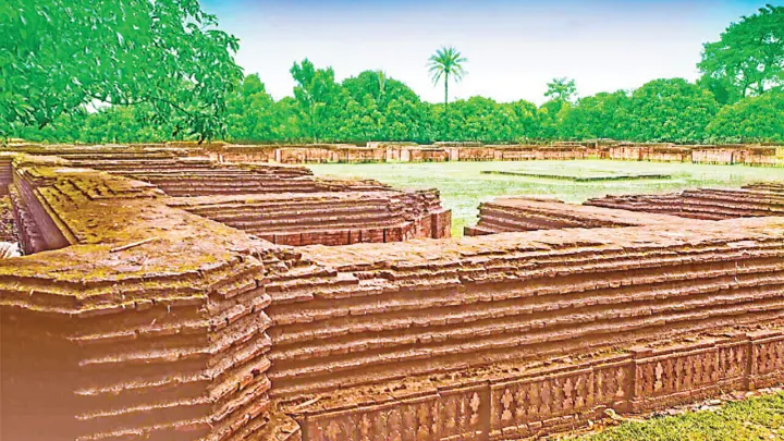 বাংলায় মাদরাসা স্থাপত্য