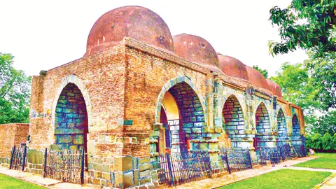 বাংলার আদি মুসলিম স্থাপত্য