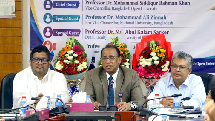 শিক্ষার মানোন্নয়নে ওবিই কারিকুলামের সঠিক বাস্তবায়ন জরুরি: বাউবি উপাচার্য
