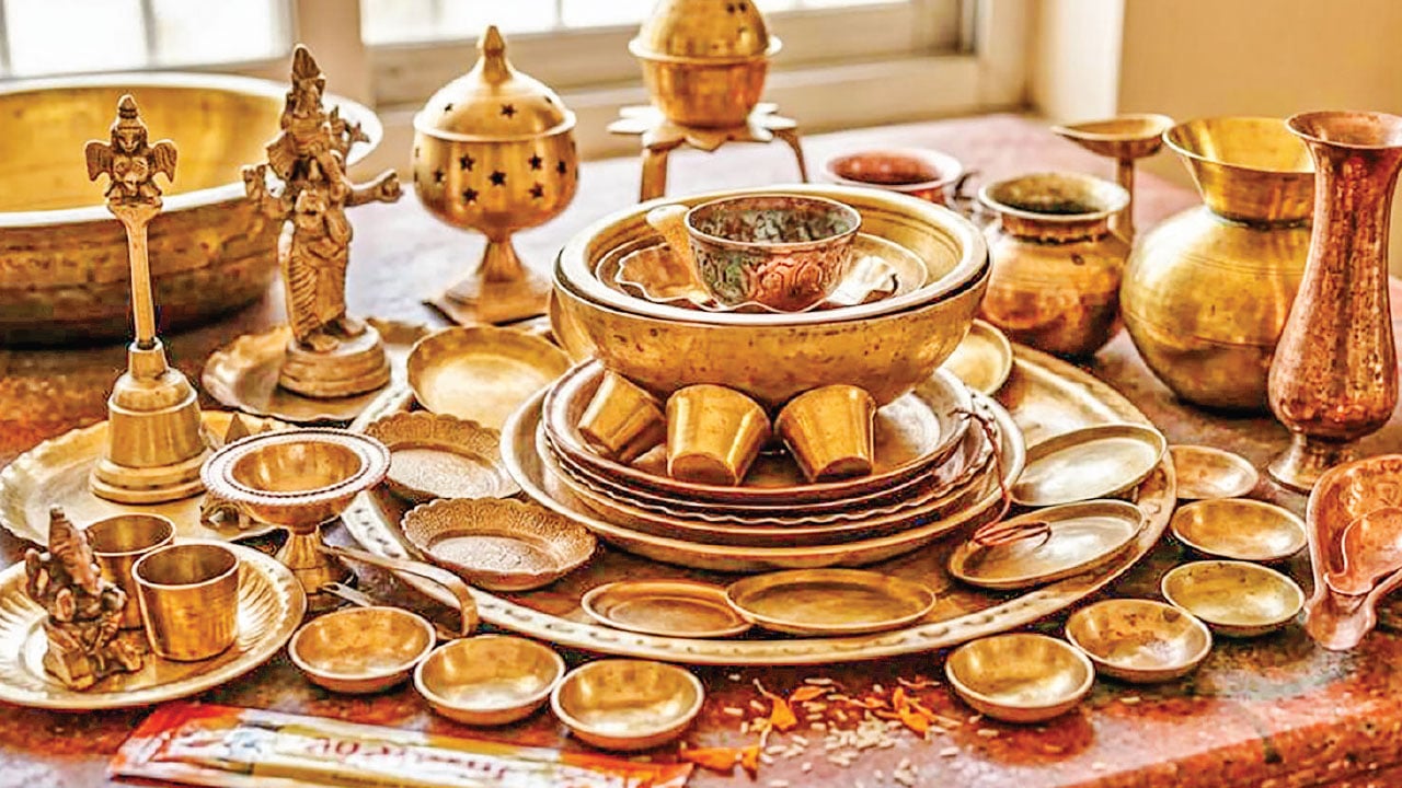 বাঙালির-আভিজাত্যে-কাঁসার-তৈজসপত্র-2