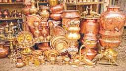 বাঙালির আভিজাত্যে কাঁসার তৈজসপত্র