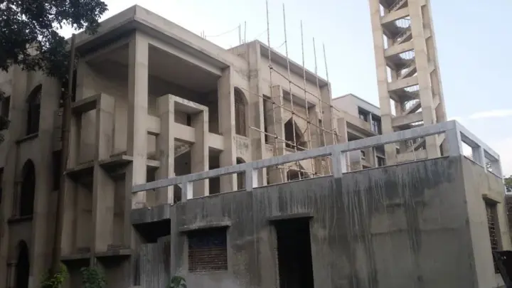 বাহুবল মডেল মসজিদের নির্মাণকাজ শেষ হয়নি ৭ বছরেও