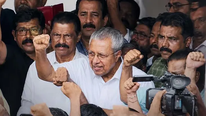কেরালার সাবেক মুখ্যমন্ত্রী বিজয়ন আটক