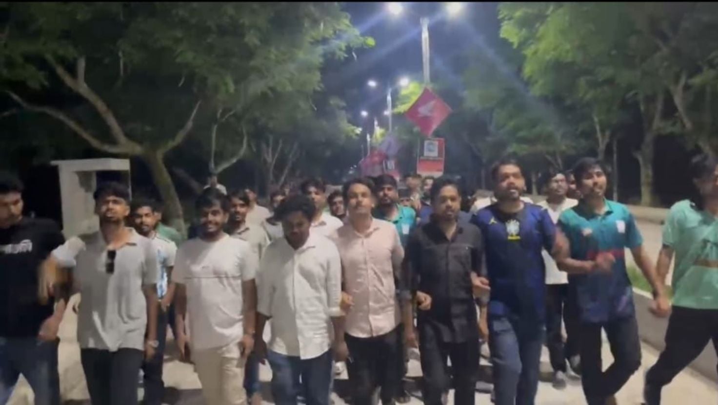 ‘ভারত যদি বন্ধু হও হাসিনাকে ফেরত দাও’