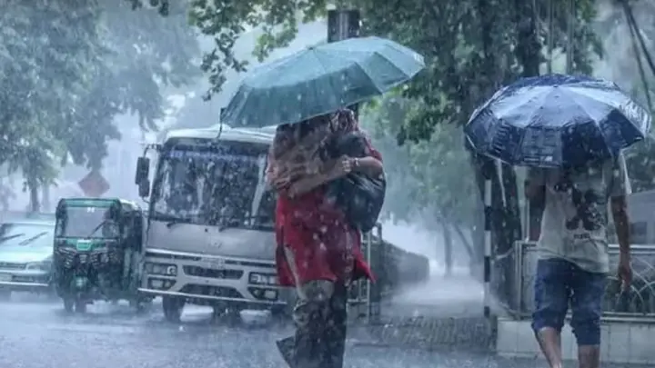 দেশজুড়ে ভারি বর্ষণের পূর্বাভাস