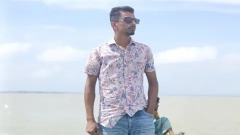 গাঁজাসহ আটক ছাত্রদল নেতা বহিষ্কার
