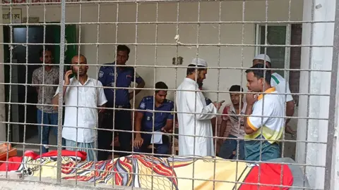 মদনে ছেলের দায়ের কোপে বাবা নিহত
