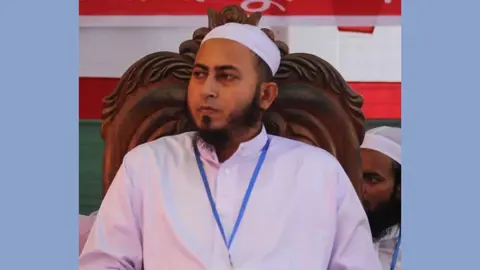 ভোলায় ইসলামী আন্দোলন নেতার আপত্তিকর ভিডিও ভাইরাল