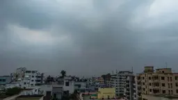 ঢাকার আকাশ আংশিক মেঘলা থাকার আভাস