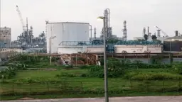গ্যাস সংকটে আবারও বন্ধ হয়ে গেল যমুনা সার কারখানা