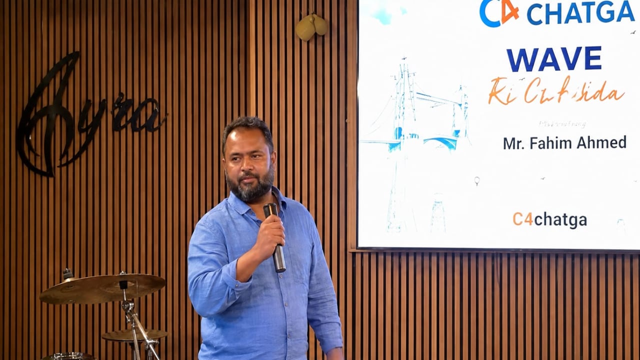 লন্ডনে মদের বার কিনে মসজিদ বানালেন রাউজানের জিয়া
