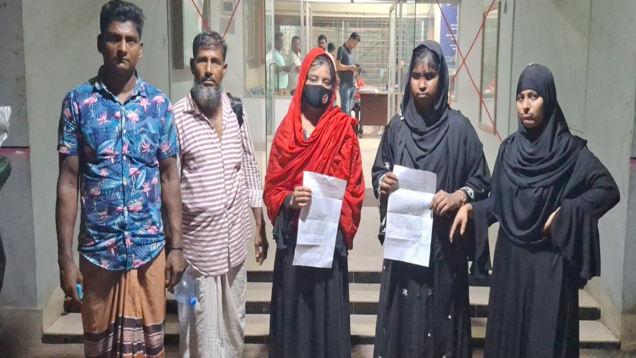 মিলাদুন্নবীর দাওয়াত খেয়ে চাঁদা দাবি , চার নারীকে পিটিয়ে আহত
