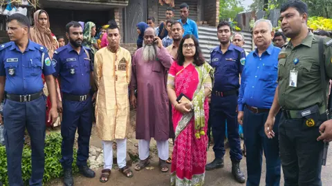 বাল্যবিয়ে পড়িয়ে জরিমানা দিলেন ইমাম
