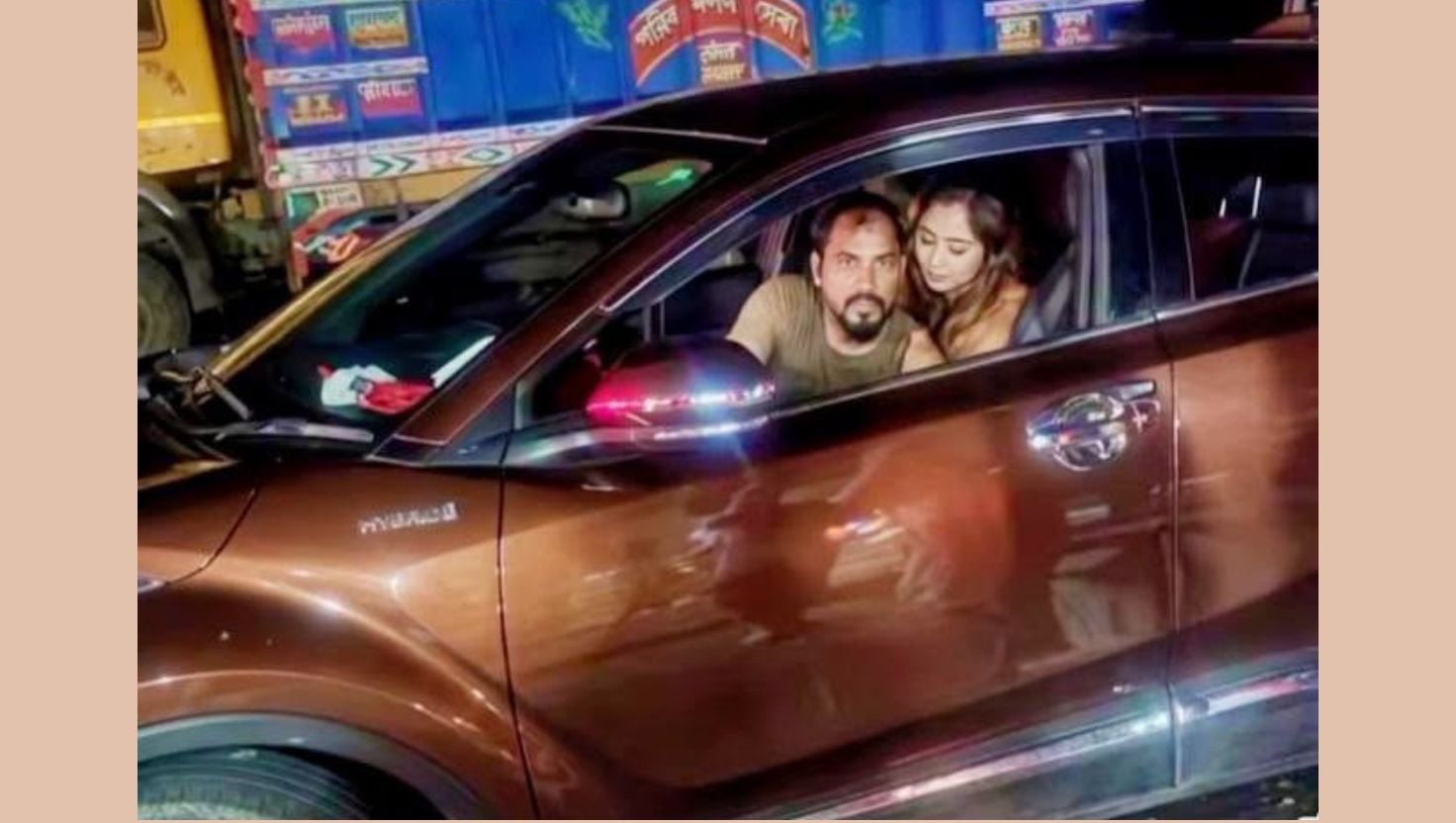ভাঙ্গায় রাতের আঁধারে গুলি চালালেন প্রাইভেটকার চালক