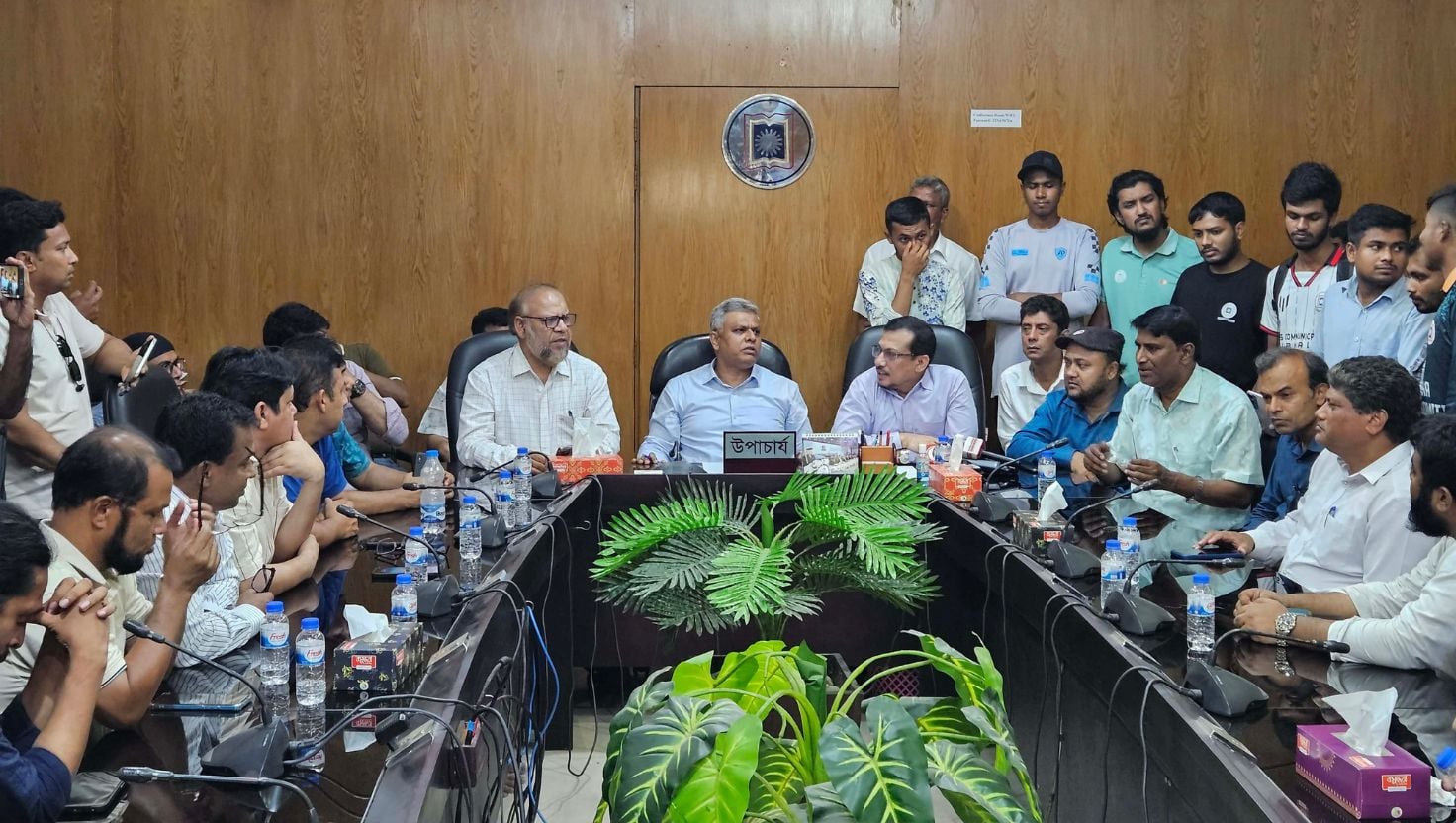 রাবিতে সংঘর্ষের ঘটনায় তদন্তে ৫ সদস্যের কমিটি গঠন 