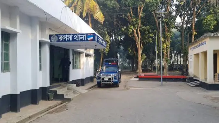 রূপসায় যুবকের গুলিবিদ্ধ লাশ উদ্ধার

